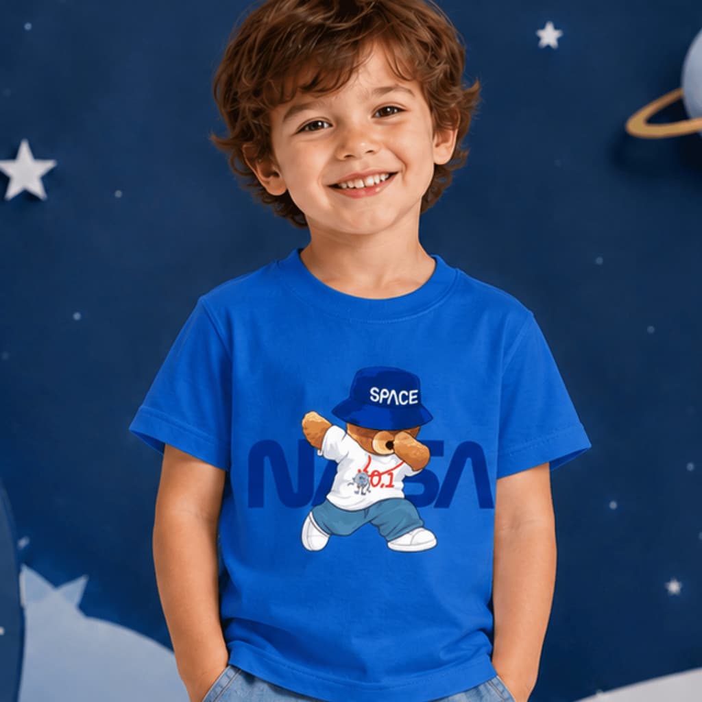 Camiseta Infantil Ursinho Astronauta Skate Streetwear Divertido Galáxia Aesthetic 100% Algodão