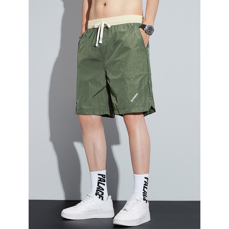 Shorts casuais masculinos verão fino praia calças masculinas de seda gelo calças médias esportes masculinos calças de ci