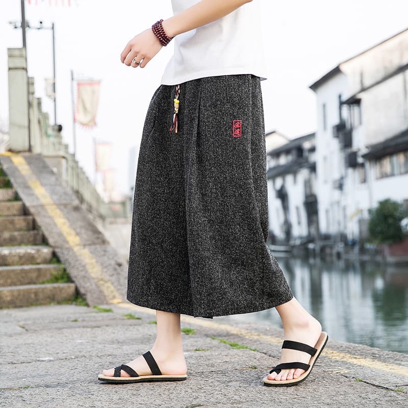 Verão estilo fino bordado calças cortadas de seda gelo estilo chinês solto em linha reta calças de perna larga tamanho g