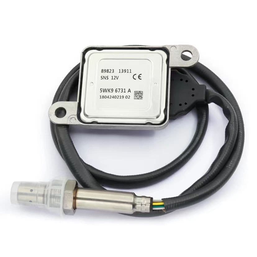 Sensor de oxigênio nitrogênio 89823-13911 5WK96731A adequado para Isuzu