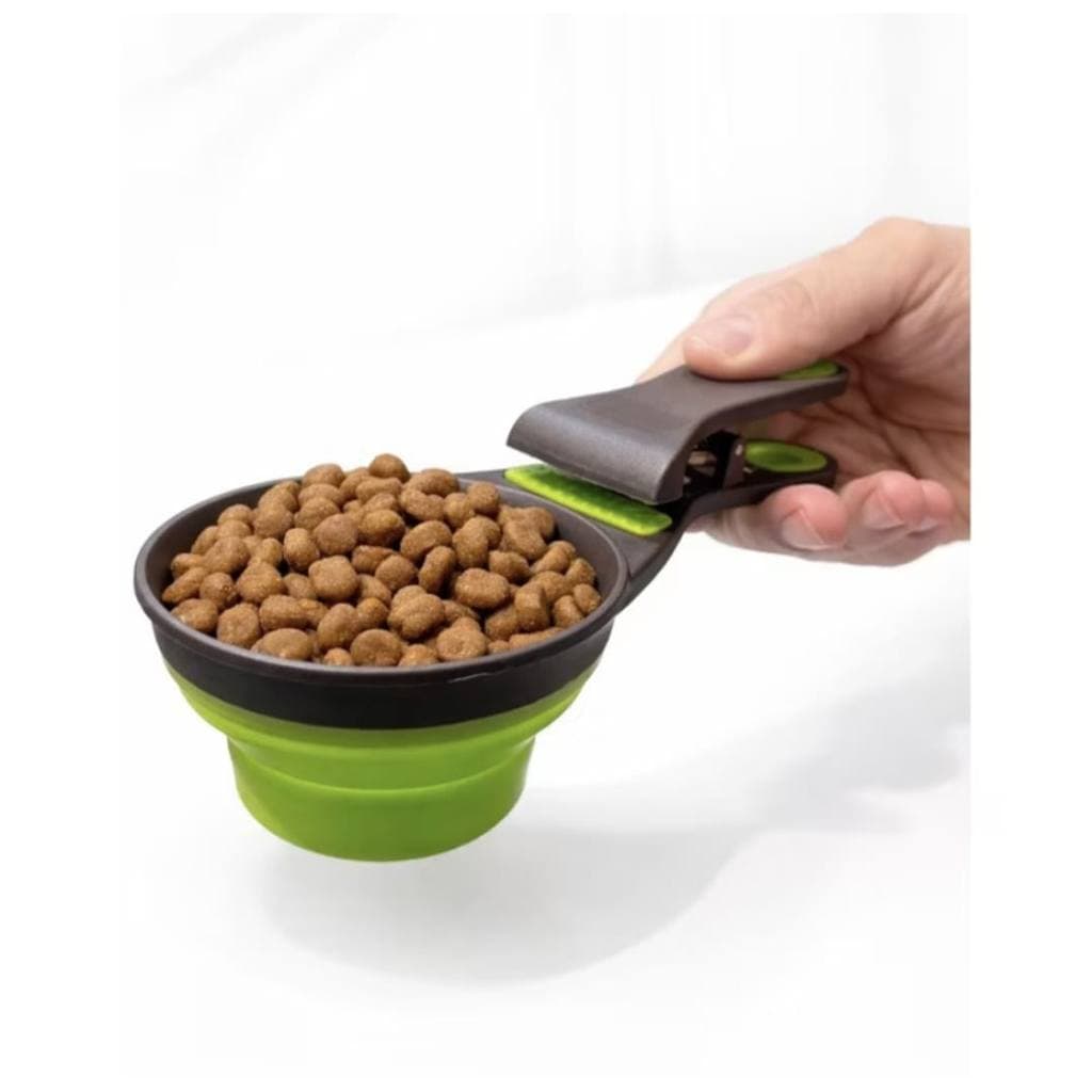Medidor de Ração Dobrável 237ml com Clip – Colher Dosadora Portátil para Pets (Cães e Gatos)