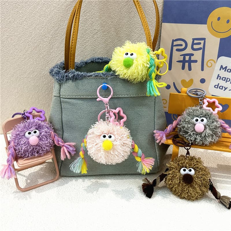 Chaveiro de Pelúcia com Cabelo Trançado Fofo para Bolsa ECSK