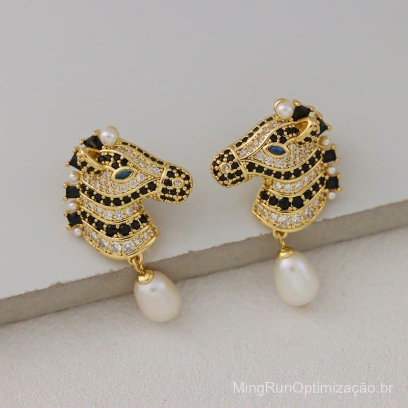 Brincos vintage de pérola de água doce com cabeça de cavalo, com microincrustações de zircônia intrincadas, design de ni