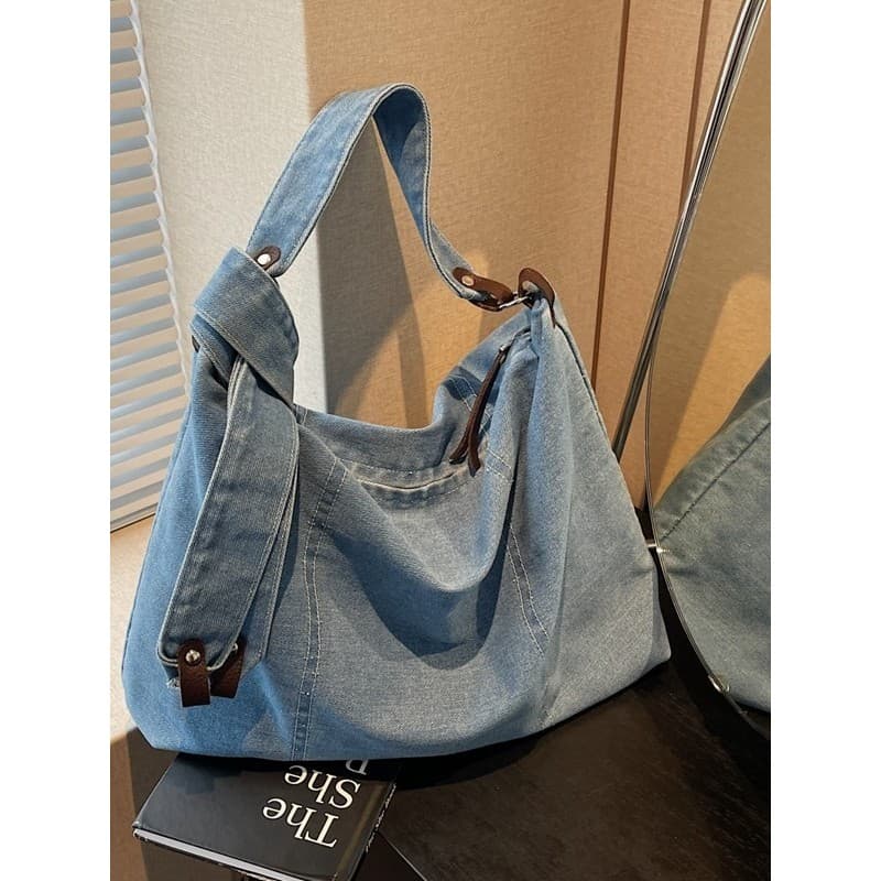 Bolsa jeans feminina de grande capacidade 2026 novo estilo na moda verão Casual bolsa de um ombro nas axilas Commuter Cr