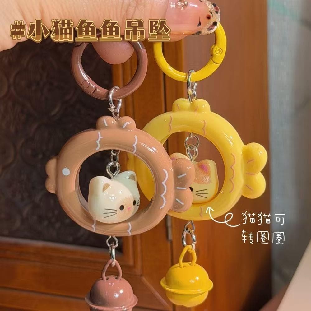 Chaveiro fofo de gato e peixe com sino criativo, pingente de bolsa em estilo cartoon, presente decorativo para casais e