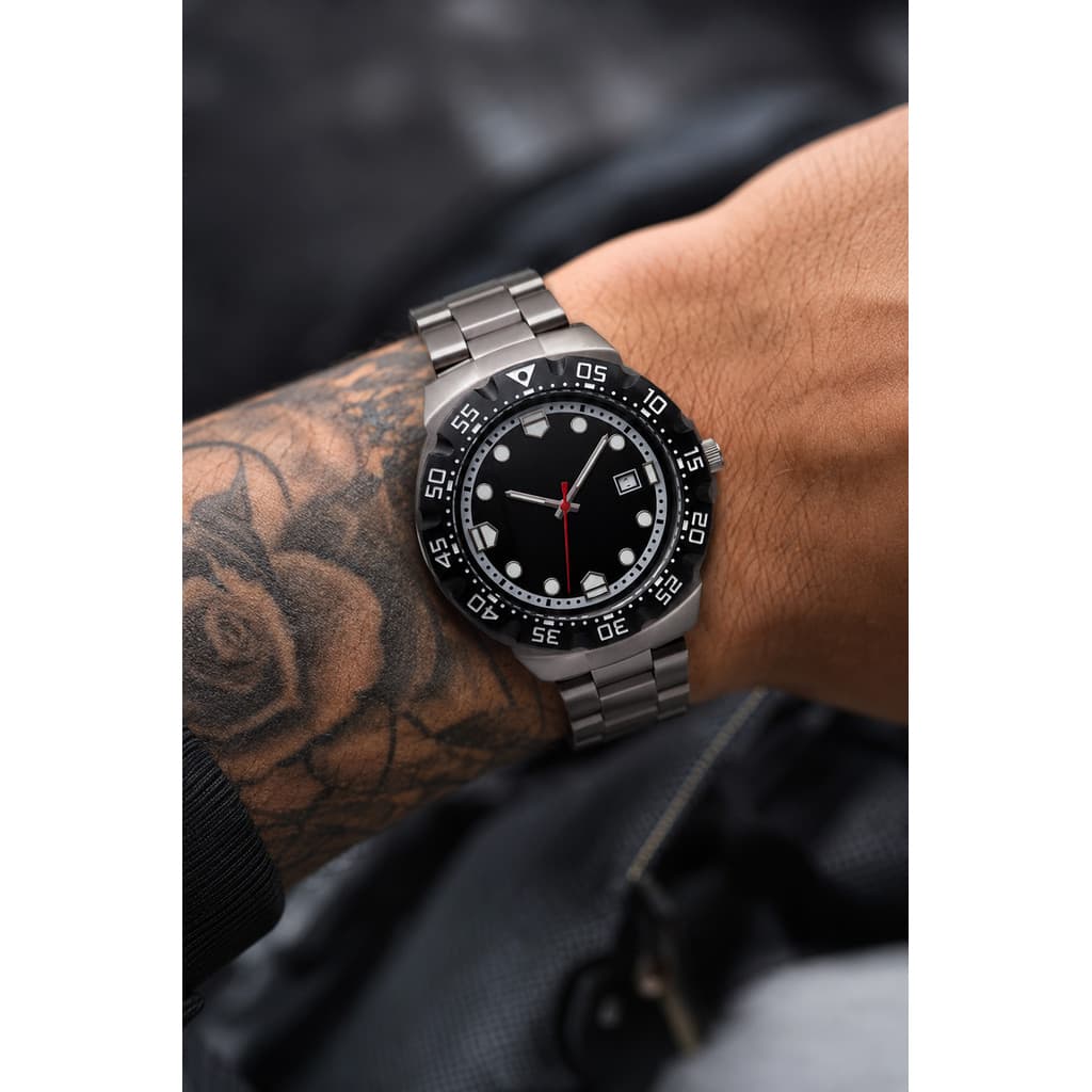 Relógio Masculino Luxuoso Aço Inoxidável Resistente á Água T4G F1 Preto c/ Vermelho e Branco C/ Caixa de brinde em 2026