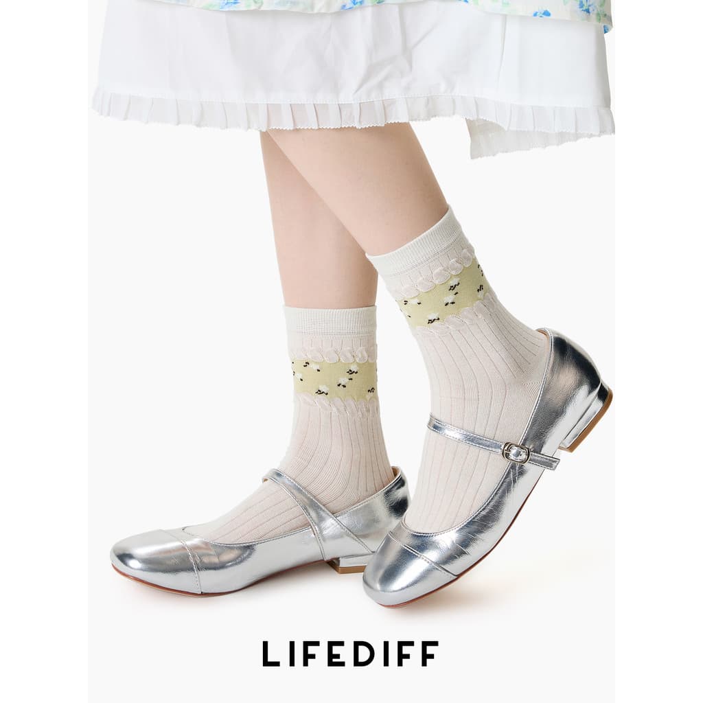 Doce Pastoral menina meias femininas meados de tubo meias verão fino respirável padrão Vertical meias estilo japonês peq
