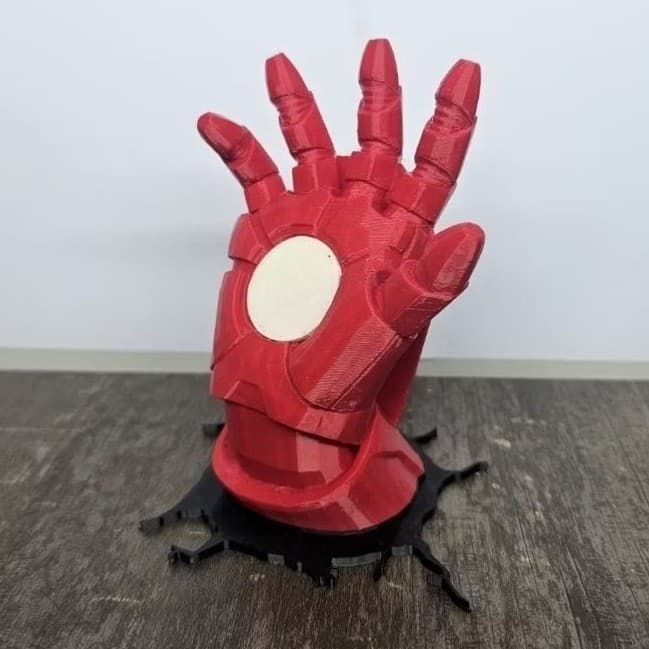 Mão do Homem de Ferro 3D Item de Decoração Geek Vingadores Marvel
