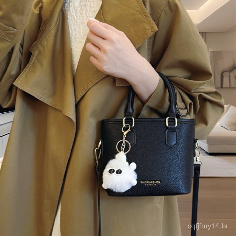 Bolsa de Mão Feminina Fashion, Cor Sólida, Preto Café, Alça Ajustável, Fechamento com Zíper, Forro de Poliéster, com Fec
