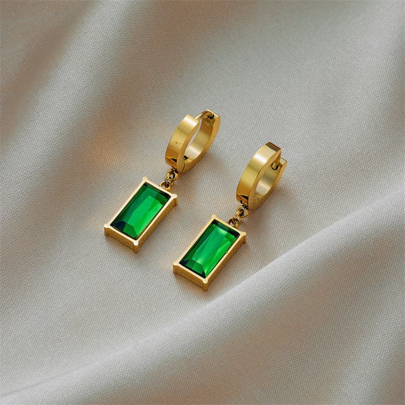 Colar Feminino de Luxo Leve com Pingente de Jade em Aço Titânio, Corrente Elegante de Aço Inoxidável, Acessório de Moda