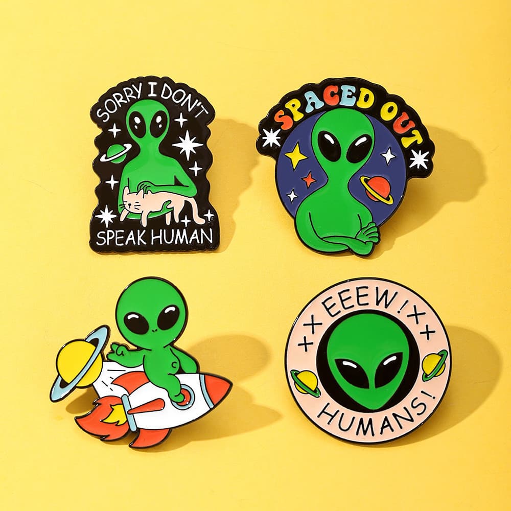 [4pçs] Broches de Liga Alienígena - Decora Roupas e Mochilas