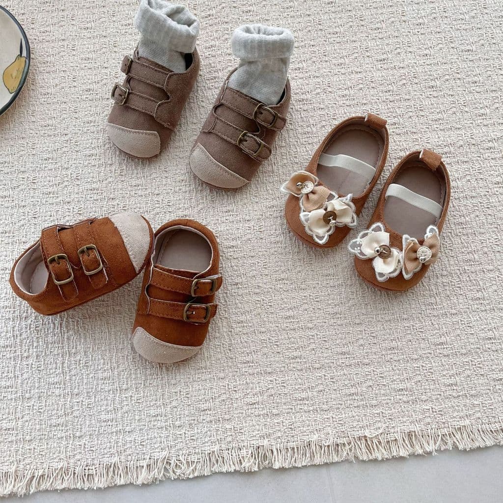 Outono inverno novo estilo 0 a 18 meses bebê sapatos de sola macia para crianças pequenas mês idade bebê sapatos casuais