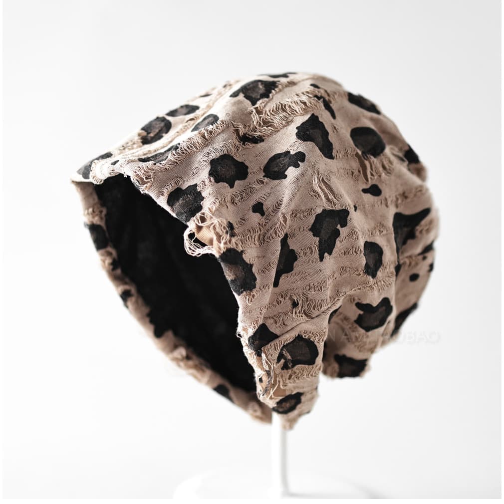 Estilo coreano quente menina estilo leopardo impressão rasgado pilha chapéu feminino moda tendência temperamento Retro A