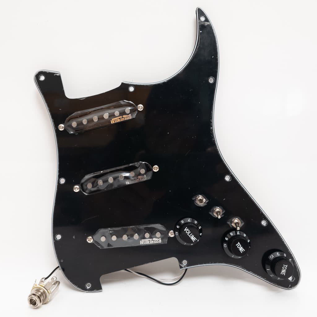 Pré-Carregado Guitarra Stratocaster Pickguard SSS Pick Guard Wilkinson Alnico 5 Captadores De Bobina Única Conjunto Para