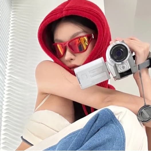 Então na moda futuro sentido y2k voando vermelho reflexivo óculos de sol forma côncava rua tiro Anti-ultravioleta esport