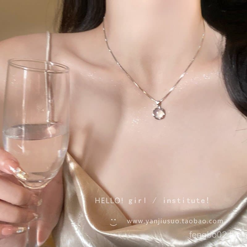 Colar com Pingente de Pedra Olho de Gato para Mulheres, Novo Acessório de Luxo Leve para Clavícula, Colar Versátil de Lu