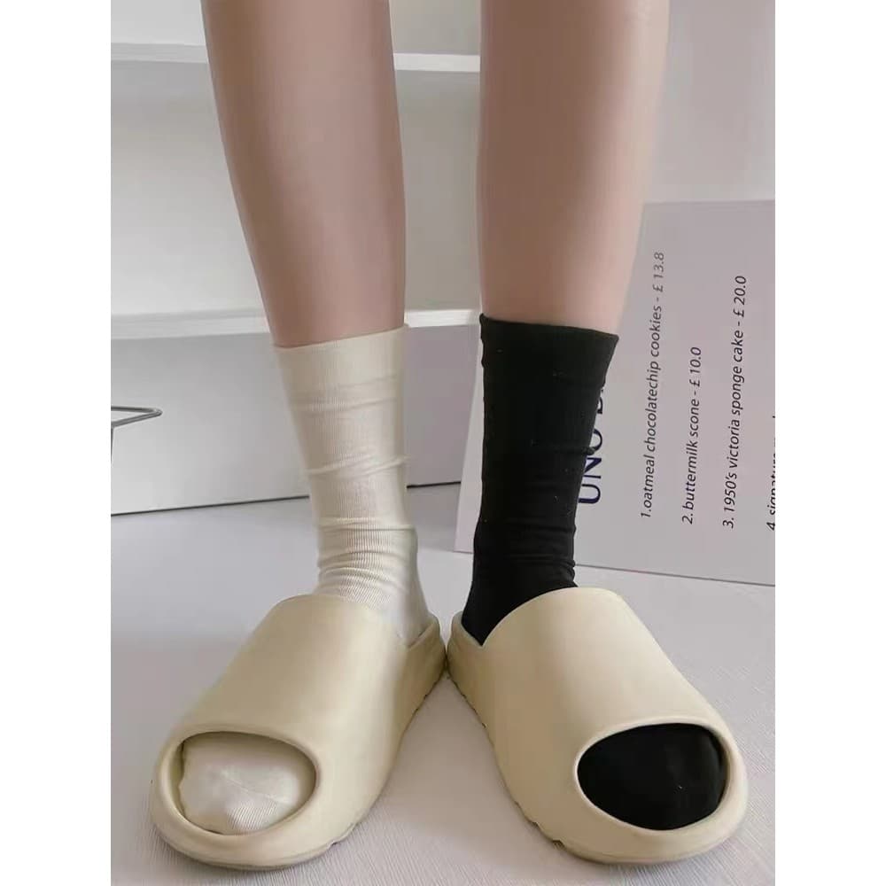 Outono novo estilo meias de pilha branca meias femininas tubo médio versão coreana ins na moda meias desossadas estilo j