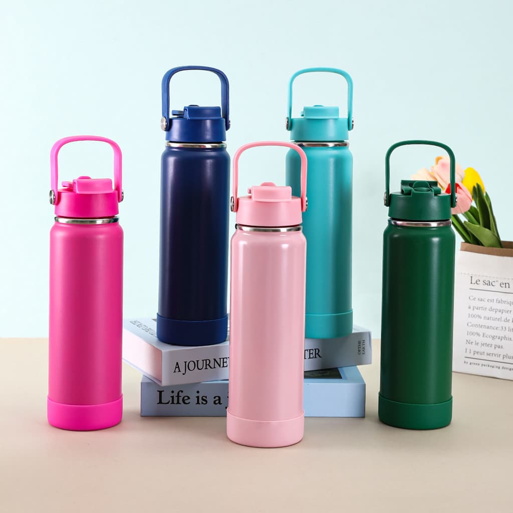 Garrafa Térmica Inox com Canudo e Bico de Silicone Alça Portátil + Capa Protetora 350ml 600ml 800ml