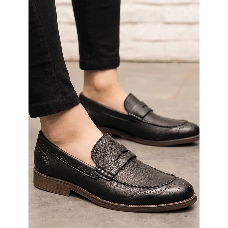 Novo estilo sapatos de couro masculino couro genuíno estilo britânico Brock esculpido versão coreana moda All-Match desl