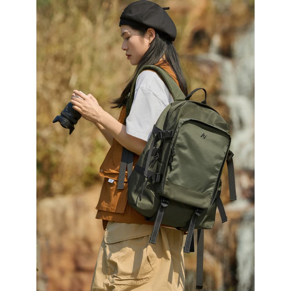 Mochila ao ar livre feminina estudantes universitários 2026 nova bolsa de montanhismo ultraleve estudantes do ensino méd