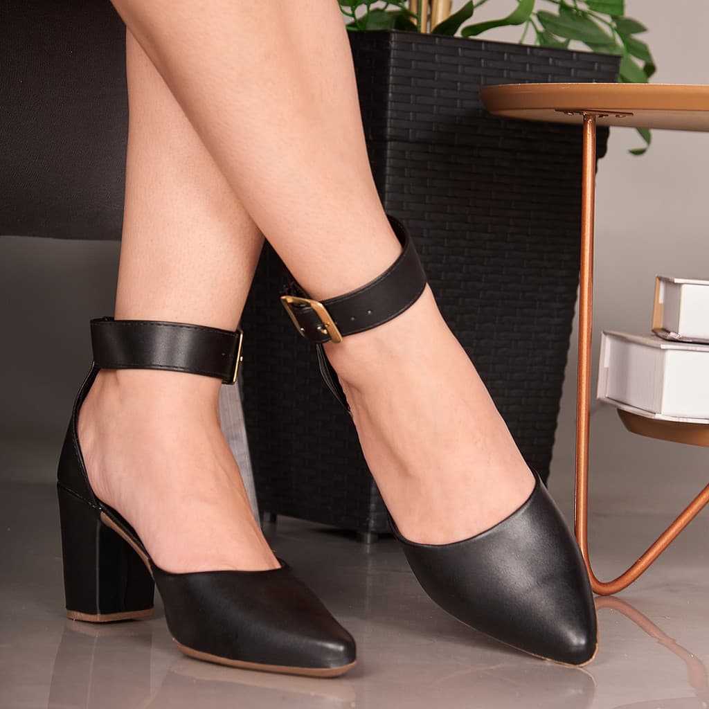 Scarpin Feminino com Pulseira no Tornozelo Salto Bloco Alto Elegante Confortável Casual e Social