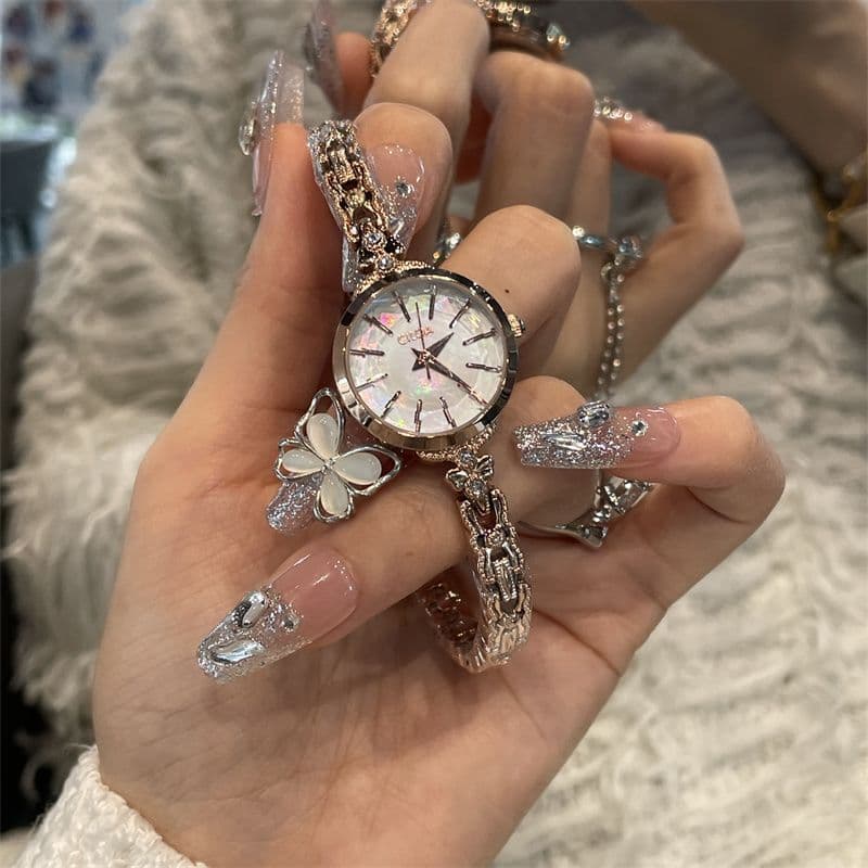 Luz de luxo nicho relógio feminino High-End sentimento marca relógio feminino 2025 novo estilo relógio feminino