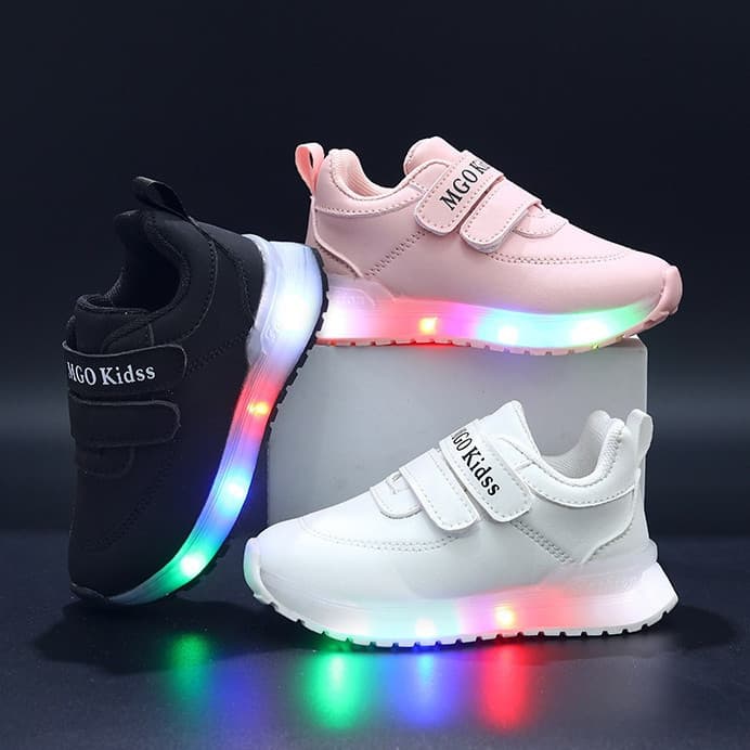 694412026 Novo estilo de tênis infantis para meninos e meninas, sapatos casuais de cano alto, sapatos de bebê com LED 45