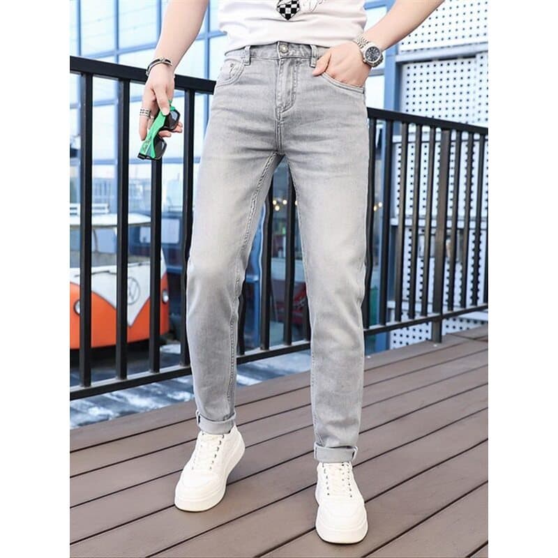Verão fino luz cinza Jeans masculino fino-ajuste pés pequenos versão coreana na moda elástico All-match masculino bonito