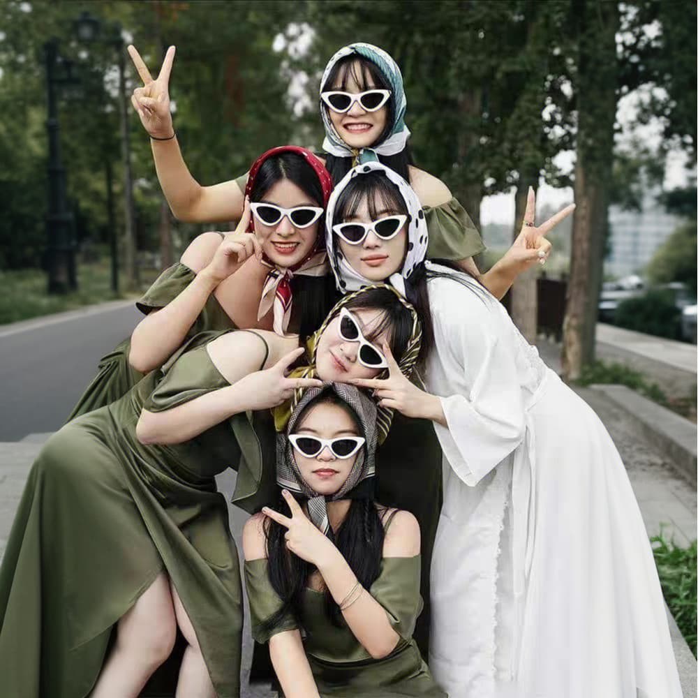 Óculos de dama de honra irmã grupo engraçado Retro olho de gato óculos de sol feminino pequeno rosto moda High-End prote