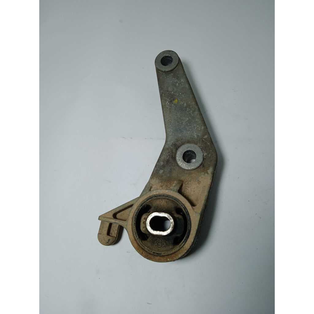 Suporte Coxim Câmbio Chevrolet Corsa Montana 000093302286