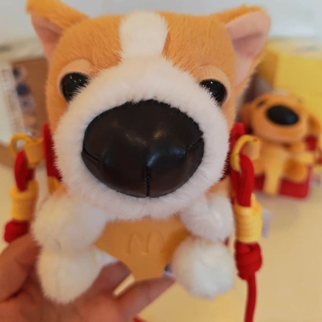 Genuíno 2025 McDonald's Co-Branded Big Head Dog Merchandise Schnauzer West Highland Golden Retriever Corgi Boneca de pel