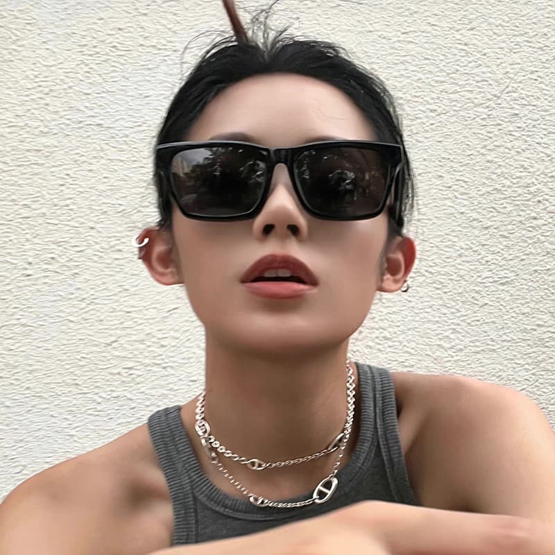 Preto quadrado óculos de sol feminino High-End moda rua tiro óculos de sol forma côncava americano Retro óculos feminino