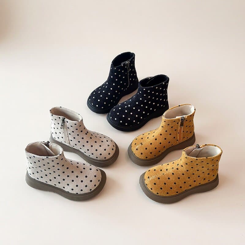 2026 outono inverno estilo meninas sapatos de algodão menina bolinhas sapatos de couro bebê menina sola macia botas únic