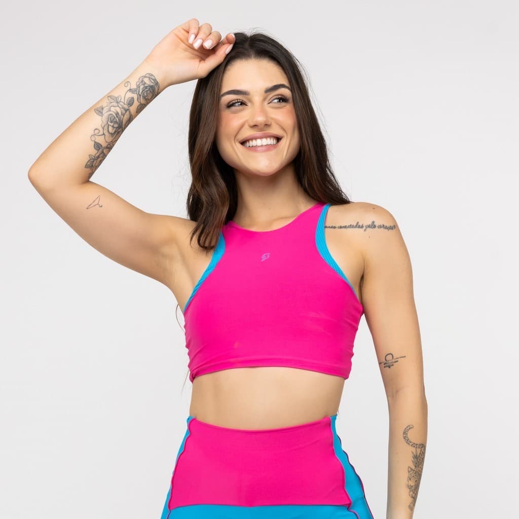 Top Fitness Feminino Cava Americana Tela Poliamida UV50+ Academia