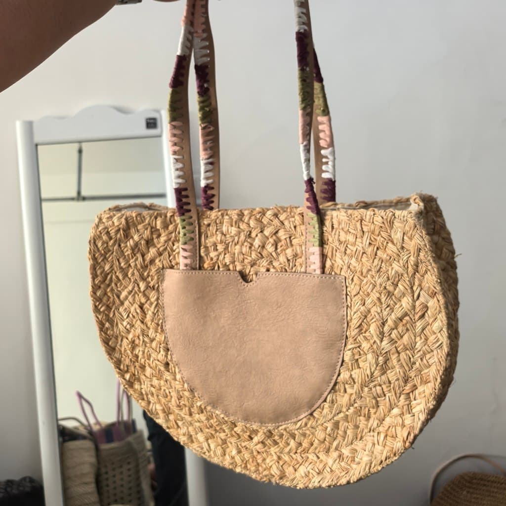 Ráfia estilo boêmio semicírculo palha nicho costura portátil Tote ins Retro biscoitos requintados de um ombro