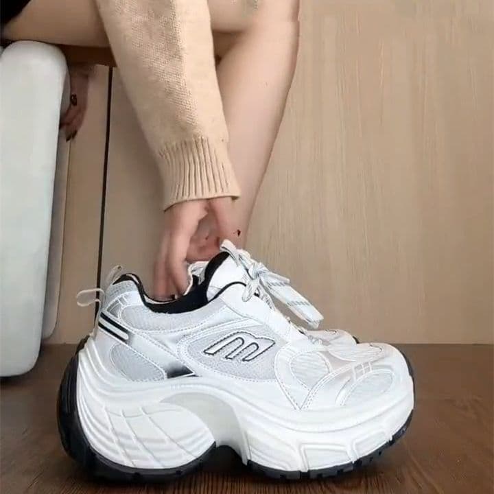 Estilo Casual sapatos femininos pequeno frito rua papai sapatos femininos 2025 verão outono novo estilo nicho de sola gr