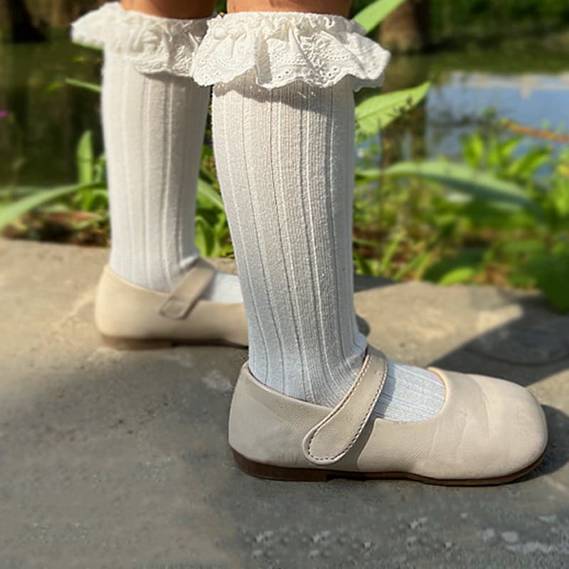 Meias de bebê primavera outono estilo versão coreana meias de tubo médio rendas meias de algodão do bebê outono doce peq