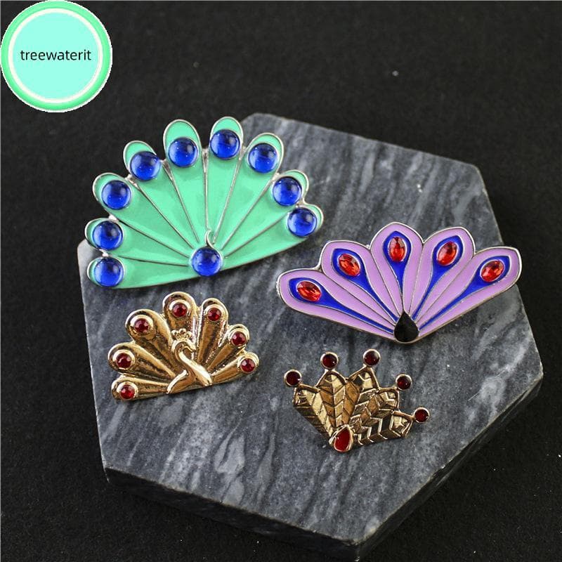 treewaterit 1 Peça De Cristal Diamante Peaco Animal Pino Anime Criativo Fantail Broche Role Play Adereços Homens E Mulhe