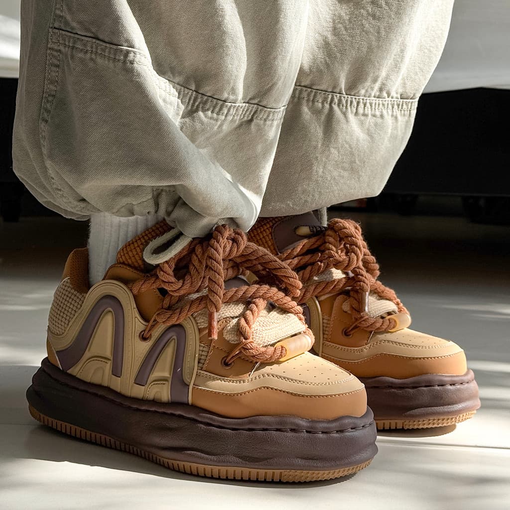Lin Xiansen tênis de sola grossa masculino aumento interno nicho Design pão sapatos masculinos casais na moda All-Match