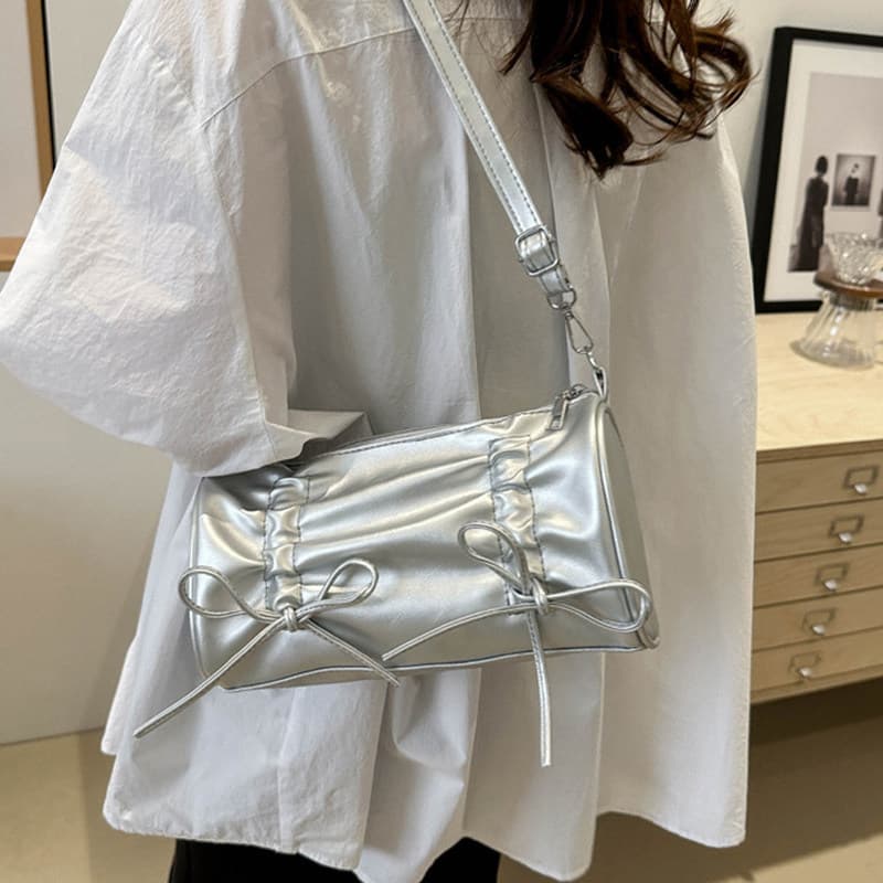 Bolsa bolsa feminina Bolsa pequena feminina 2026 primavera outono novo estilo bolsa feminina verão Bowknot axilas saco H