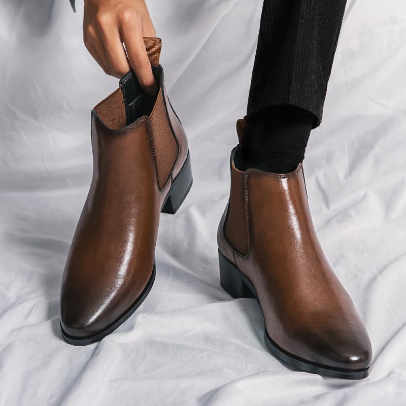 Sapatos masculinos de verão marrom sapatos de couro de alta qualidade masculino na moda aumento interno versão coreana n