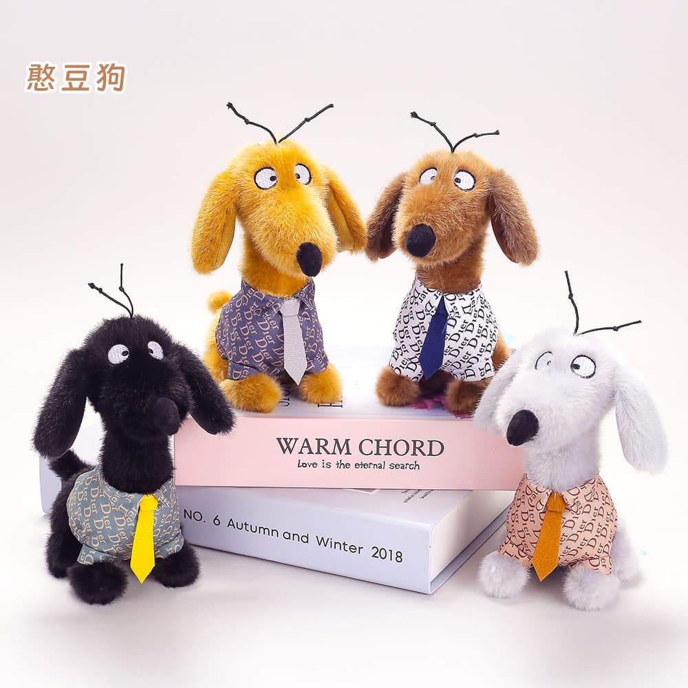 Pingente de Cachorro Agachado com Terno e Gravata, Chaveiro de Boneco Fofo e Adorável, Enfeite para Bolsa, Acessório de