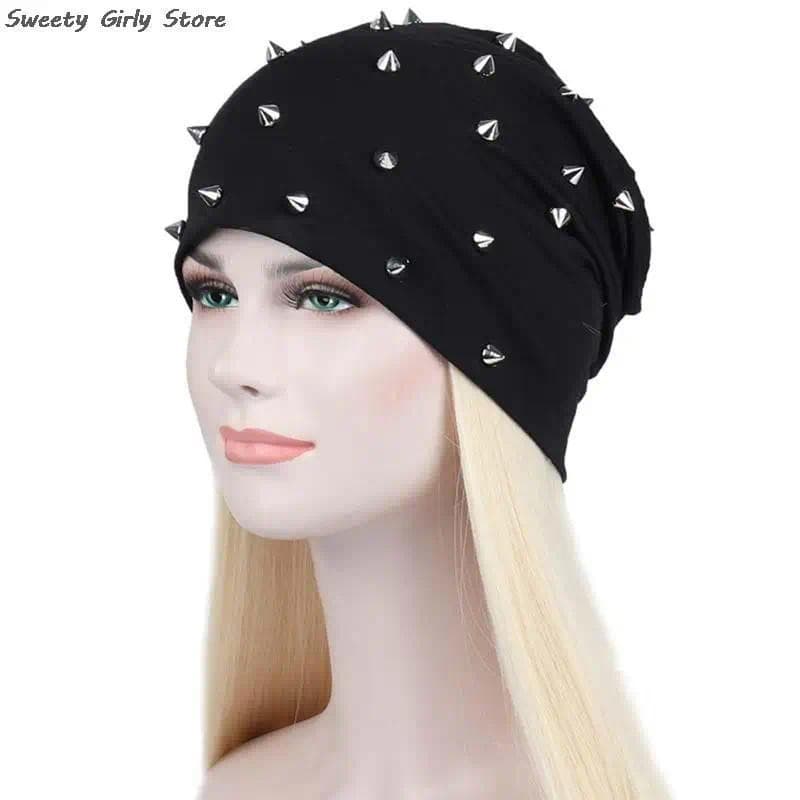 Chapéu feminino com tachas, estilo rock-punk, chapéu confortável e solto, chapéu feminino de malha solta, moda casual de