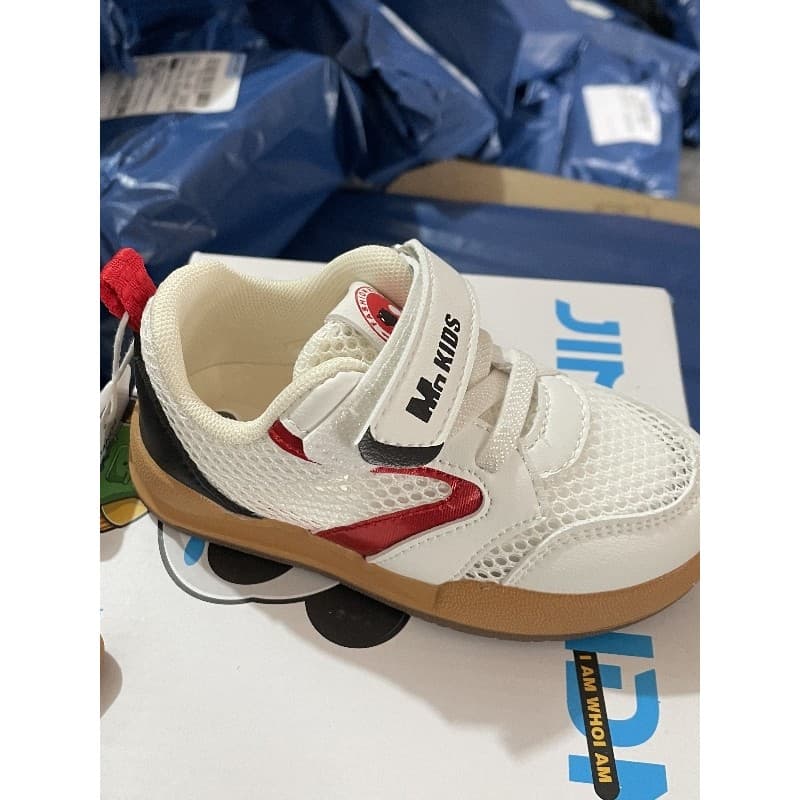Jimmy Bear sapatos infantis 2026 verão novo estilo meninos sapatos funcionais respirável única malha sapatos do bebê men