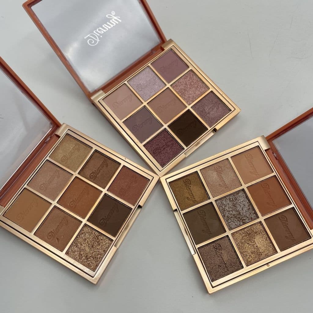 Daiyingmei sombra de nove cores Glitter terra à prova dwaterproof água cor fosca perolado Taro purê manteiga deserto dou
