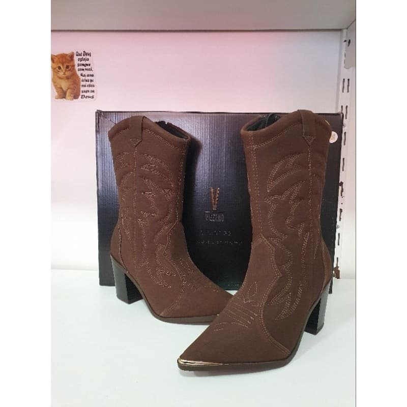 Vizzano bota texana salto grosso bico fino cano médio feminino 3113101