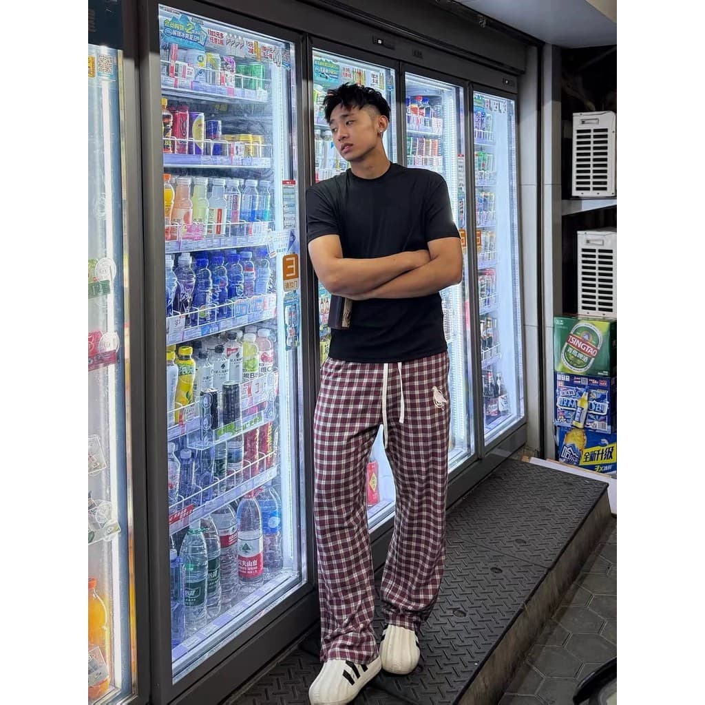 Americano Retro branco vermelho xadrez cintura elástica ligeiramente ajuste calças masculinas cleanfit quatro estações d