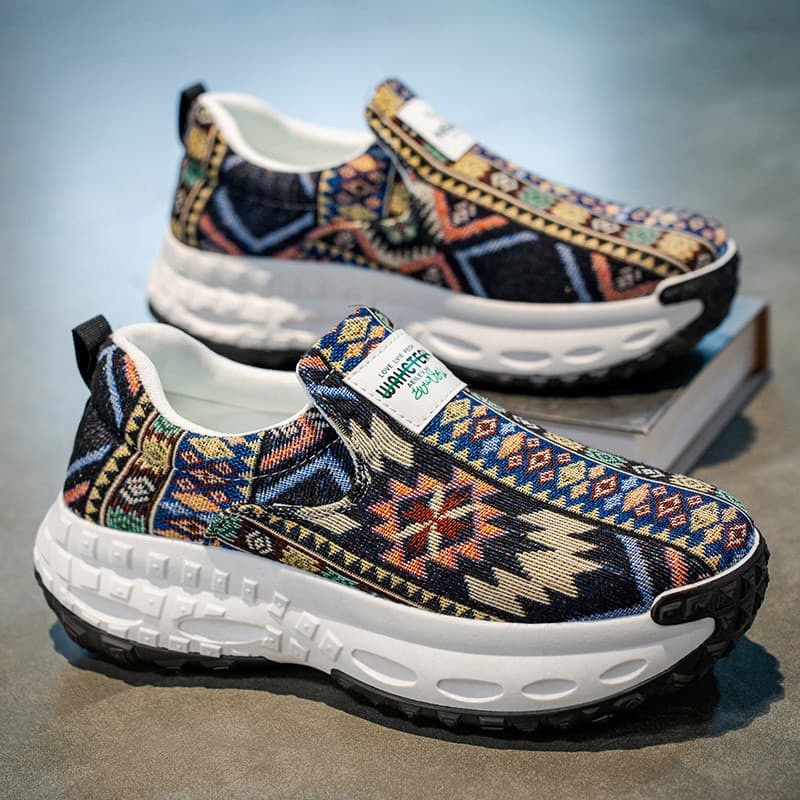 Sapatos masculinos 2026 primavera novo estilo de sola grossa antiderrapante resistente ao desgaste sapatos casuais moda