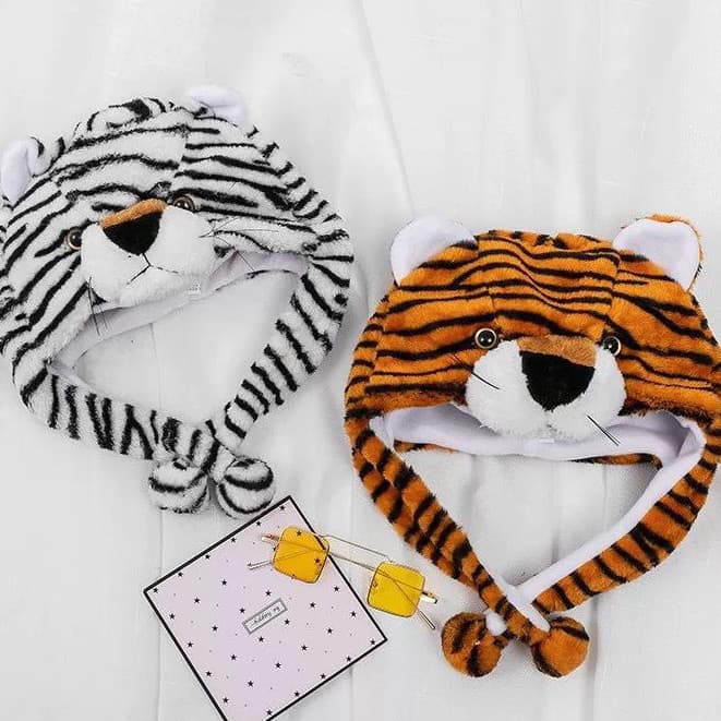 Gorro de Animais de Pelúcia Infantil e Adulto Touca de Inverno Fofinha, Macia e Estilosa Para Proteger do Frio