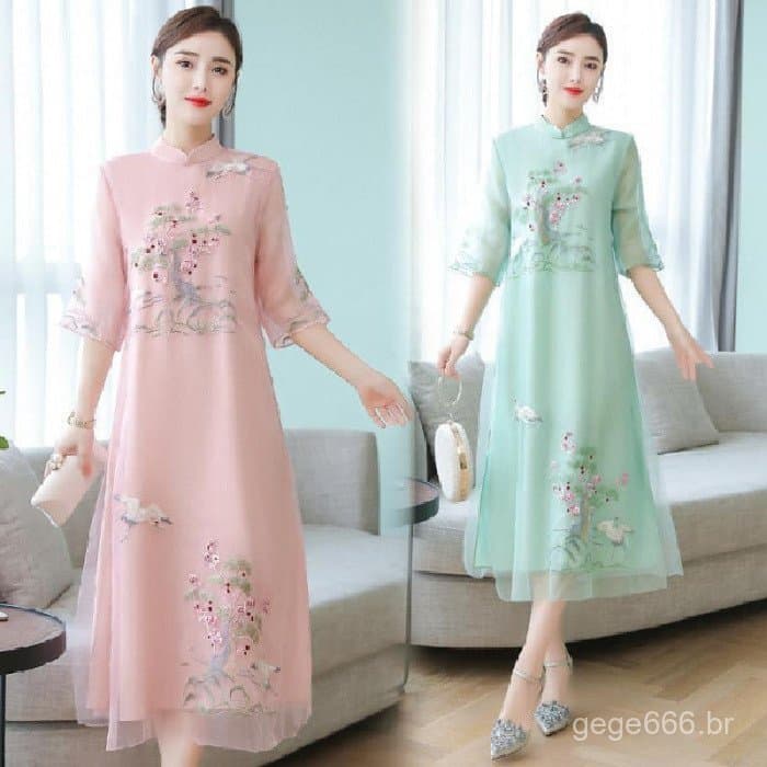 Vestido Cheongsam com bordado aprimorado, novo estilo de verão 2025 para mulheres plus size, estilo étnico, corte solto,